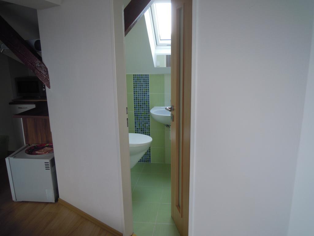 Suite Ohrada Prague Exterior photo